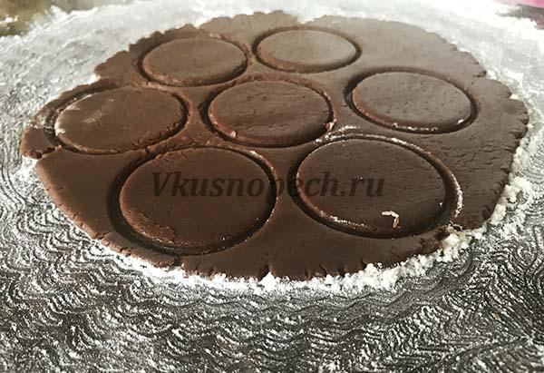 шоколадное тесто